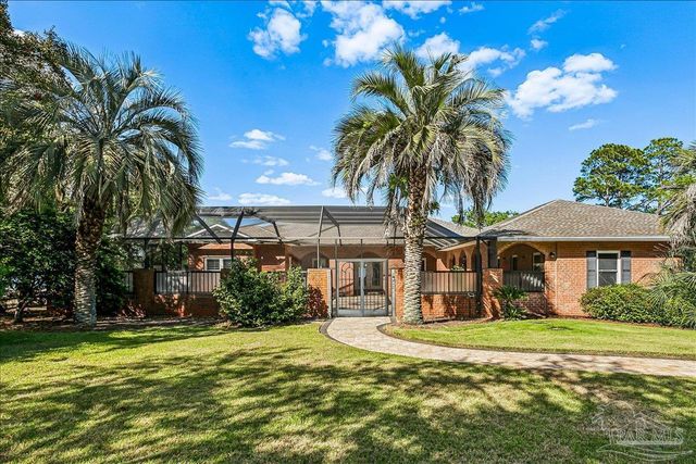 6281 Calle De Hidalgo, Navarre, FL 32566