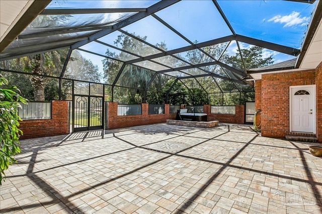 6281 Calle De Hidalgo, Navarre, FL 32566