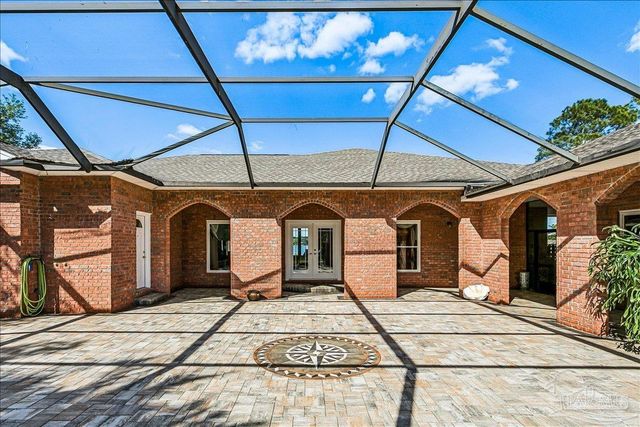 6281 Calle De Hidalgo, Navarre, FL 32566