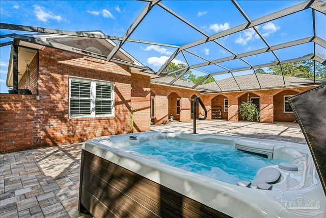 6281 Calle De Hidalgo, Navarre, FL 32566