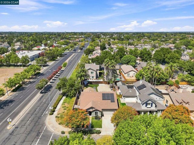 4519 Carnegie Ln, Brentwood, CA 94513