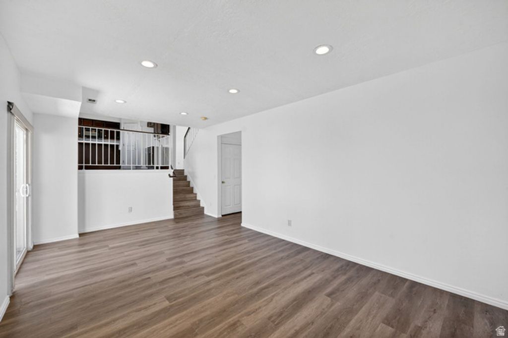 Image 14 of property listing at 5893 S ALPINE CREST CIR, Salt Lake City, UT 84118