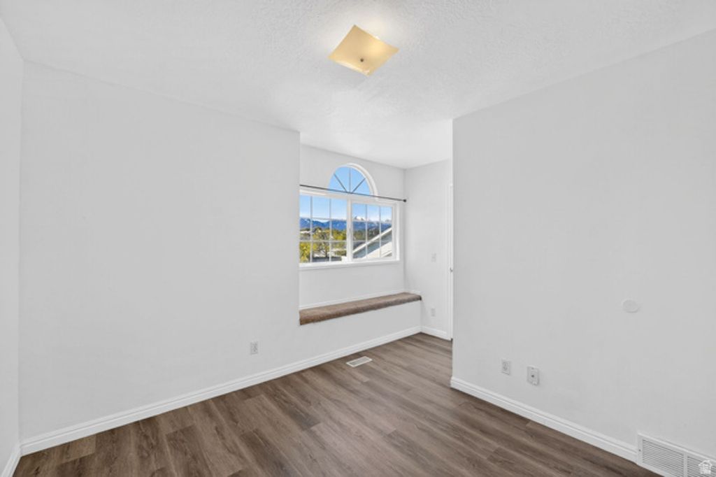 Image 22 of property listing at 5893 S ALPINE CREST CIR, Salt Lake City, UT 84118