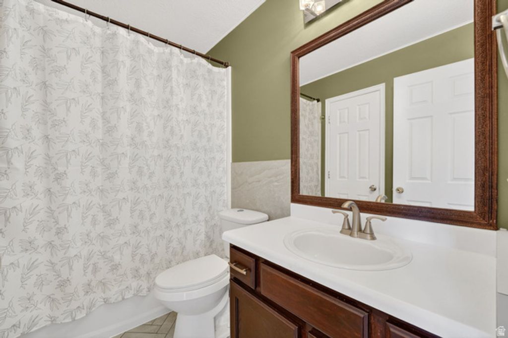 Image 23 of property listing at 5893 S ALPINE CREST CIR, Salt Lake City, UT 84118