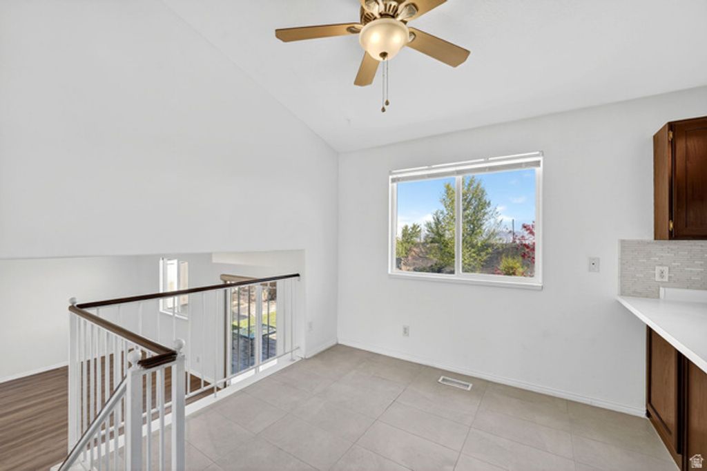 Image 10 of property listing at 5893 S ALPINE CREST CIR, Salt Lake City, UT 84118
