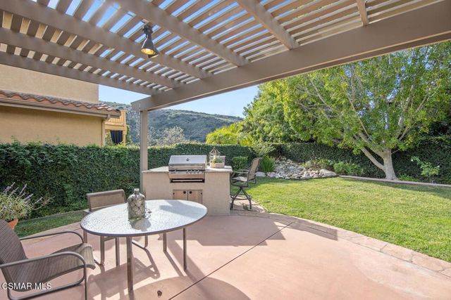 2594 Oak Valley Lane, Thousand Oaks, CA 91362
