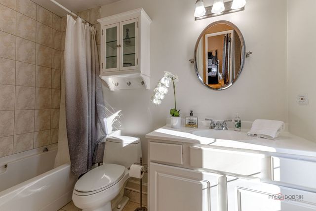 3031 Farner Court, Riverwoods, IL 60015