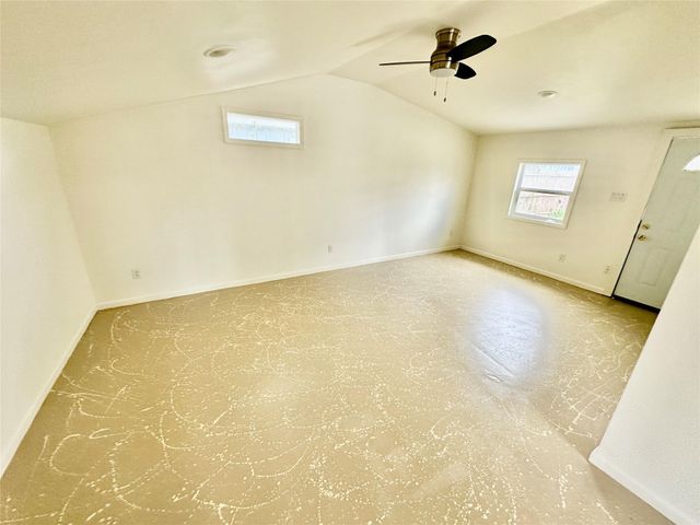 4109 Edison Street, Houston, TX 77009