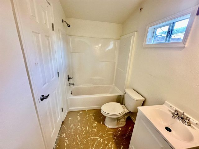 4109 Edison Street, Houston, TX 77009