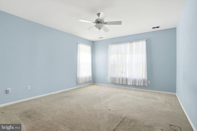 31 HARRINGTON DR, Columbus, NJ 08022