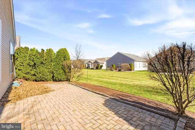 31 HARRINGTON DR, Columbus, NJ 08022