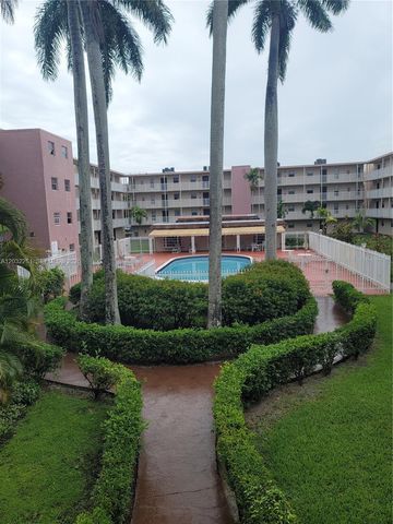 2800 NW 56th Ave E401, Lauderhill, FL 33313
