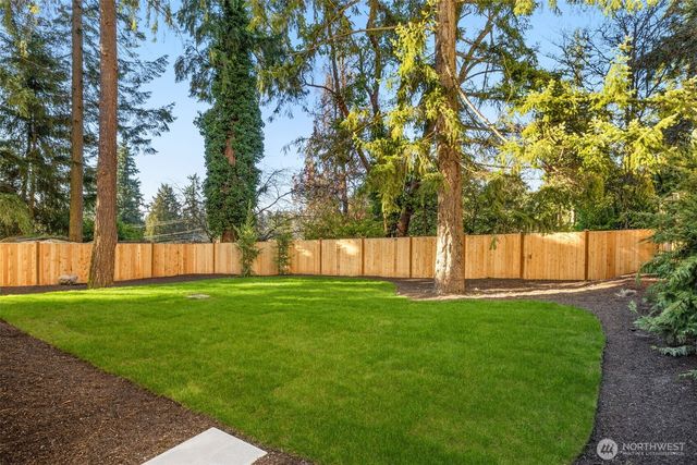 14948 SE 43rd Street, Bellevue, WA 98006