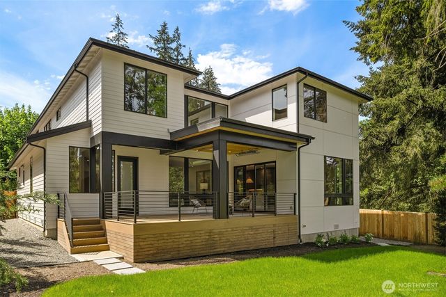14948 SE 43rd Street, Bellevue, WA 98006