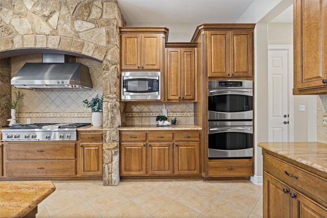 312 Horseback HOLW, Austin, TX 78732
