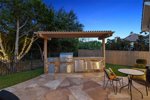 312 Horseback HOLW, Austin, TX 78732