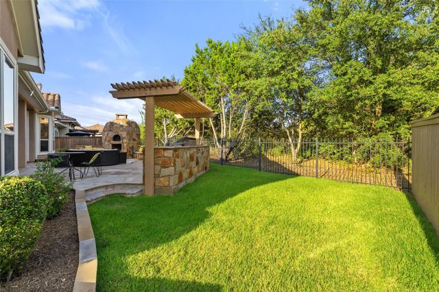 312 Horseback HOLW, Austin, TX 78732