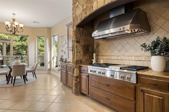 312 Horseback HOLW, Austin, TX 78732