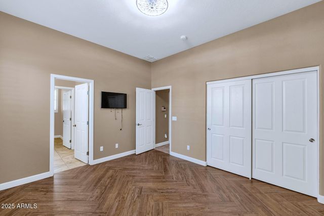 14426 W BECKER Lane, Surprise, AZ 85379