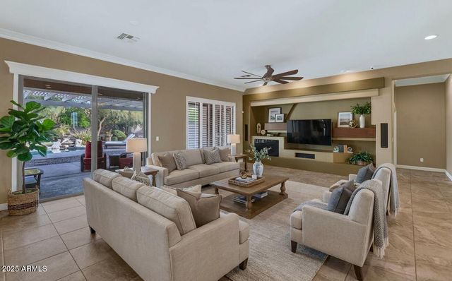 14426 W BECKER Lane, Surprise, AZ 85379