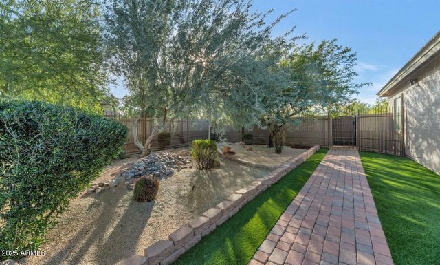 14426 W BECKER Lane, Surprise, AZ 85379