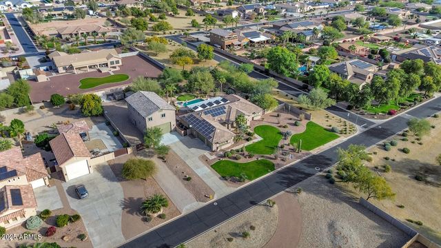 14426 W BECKER Lane, Surprise, AZ 85379