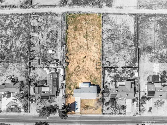 14266 Kiowa, Apple Valley, CA 92307