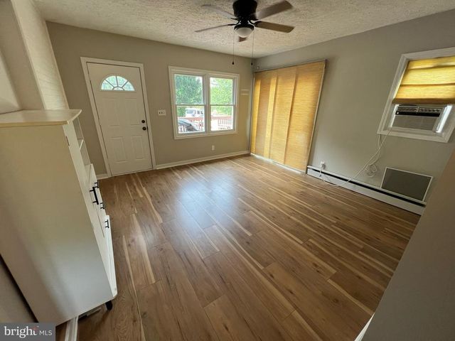 18019 LEE HWY, Amissville, VA 20106