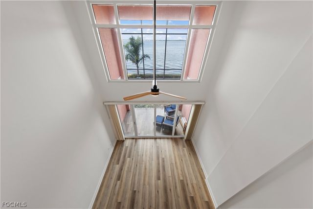 2745 1st ST 113, Fort Myers, FL 33916