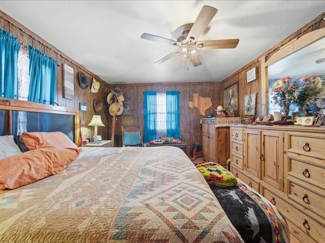 472589 E 660, Watts, OK 74964