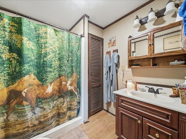 472589 E 660, Watts, OK 74964