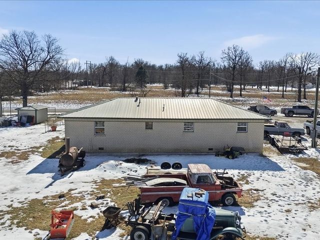 472589 E 660, Watts, OK 74964