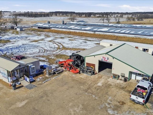 472589 E 660, Watts, OK 74964