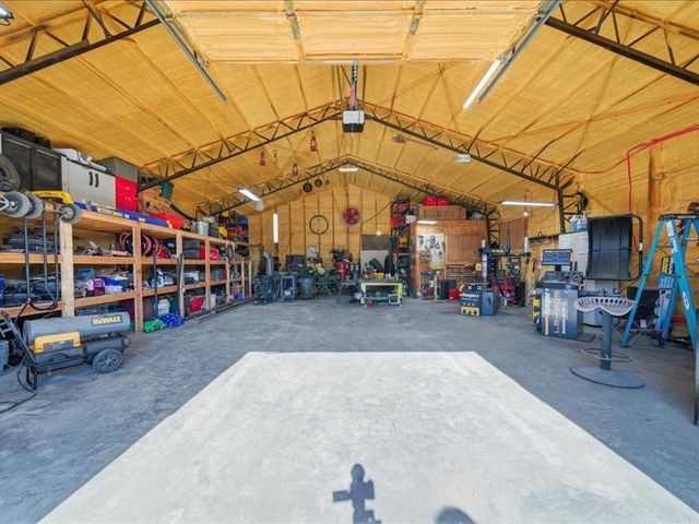 472589 E 660, Watts, OK 74964