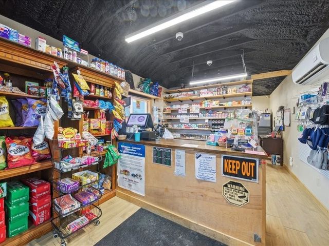 472589 E 660, Watts, OK 74964