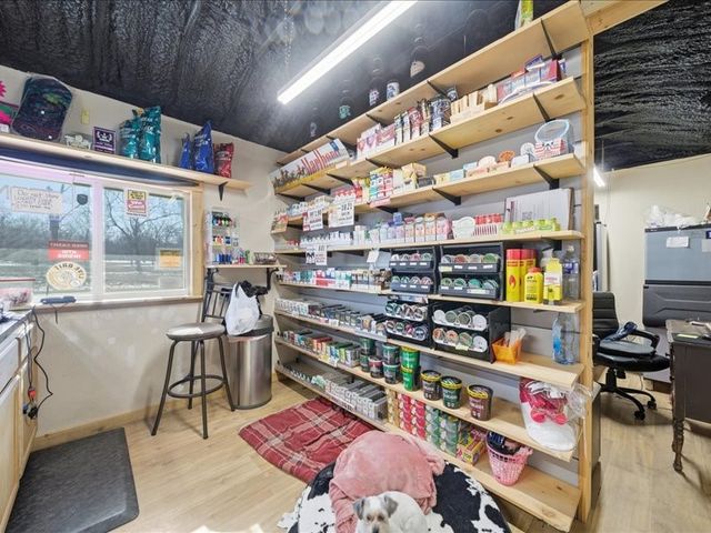 472589 E 660, Watts, OK 74964