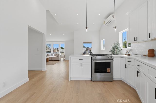 1100 E 124th, Los Angeles, CA 90059