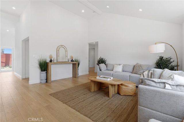 1100 E 124th, Los Angeles, CA 90059