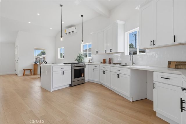 1100 E 124th, Los Angeles, CA 90059