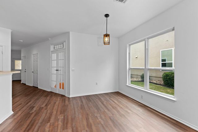 214 Farm Hill DR, Georgetown, TX 78633
