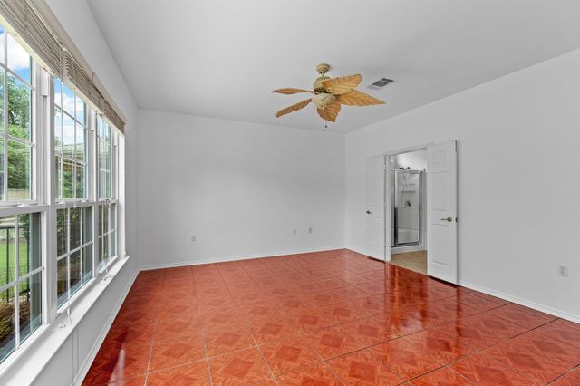 214 Farm Hill DR, Georgetown, TX 78633