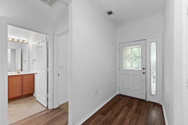 214 Farm Hill DR, Georgetown, TX 78633