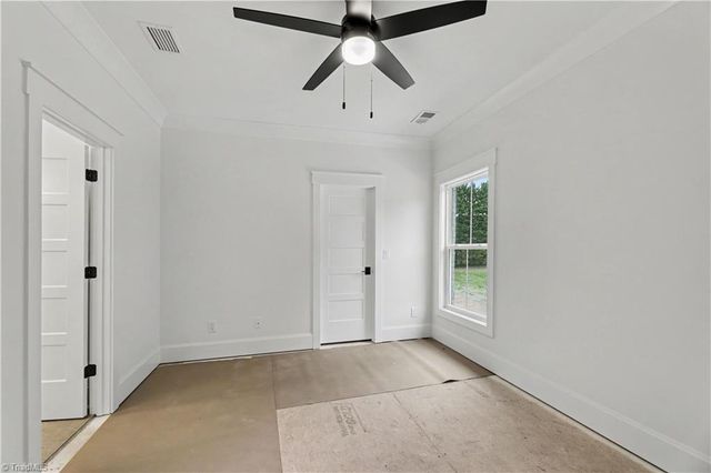 2831 Lockland Drive, Oak Ridge, NC 27310