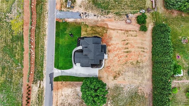 2831 Lockland Drive, Oak Ridge, NC 27310