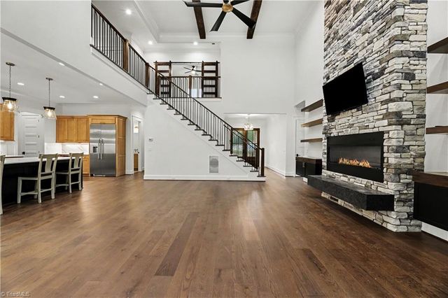 2831 Lockland Drive, Oak Ridge, NC 27310