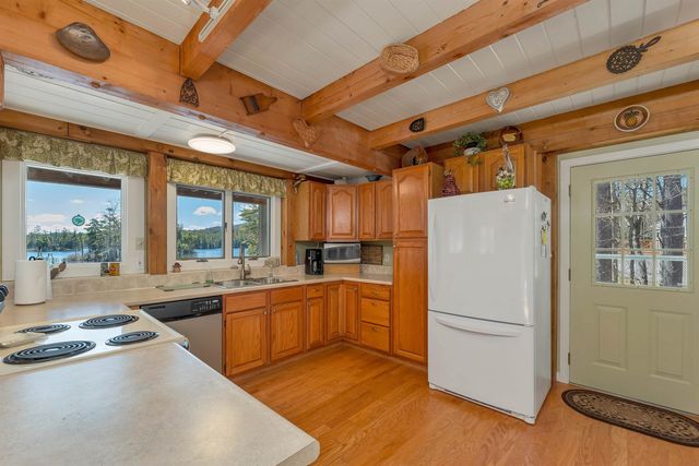 17 Apple Road, Sanbornton, NH 03269