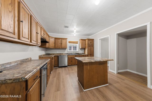 834 W Saint Peter Street, New Iberia, LA 70560