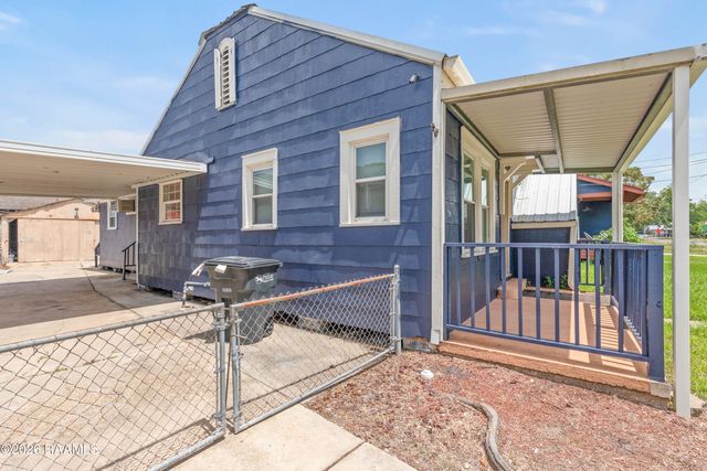834 W Saint Peter Street, New Iberia, LA 70560
