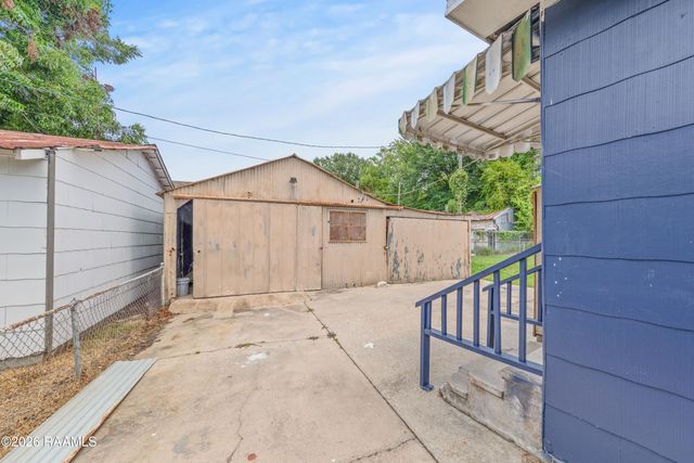 834 W Saint Peter Street, New Iberia, LA 70560