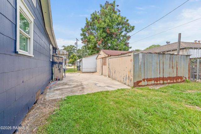834 W Saint Peter Street, New Iberia, LA 70560